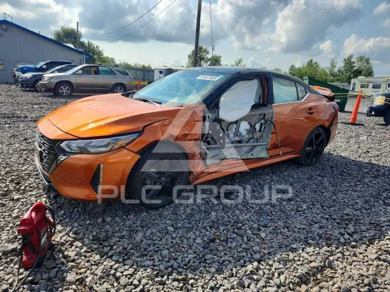 2025 Nissan SENTRA photo