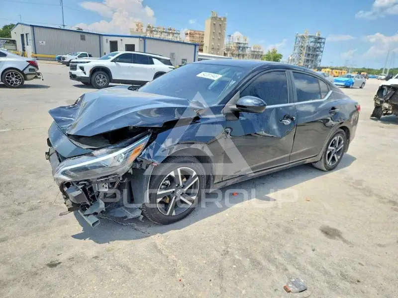 2025 Nissan SENTRA photo