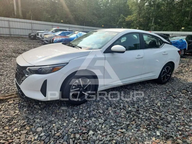 2025 Nissan SENTRA photo