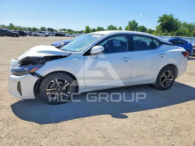 2025 Nissan SENTRA photo