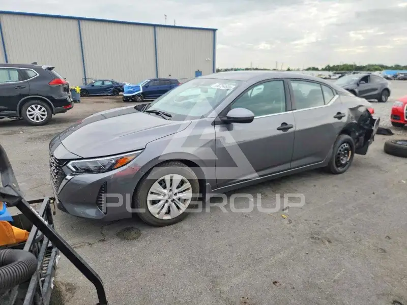 2025 Nissan SENTRA photo