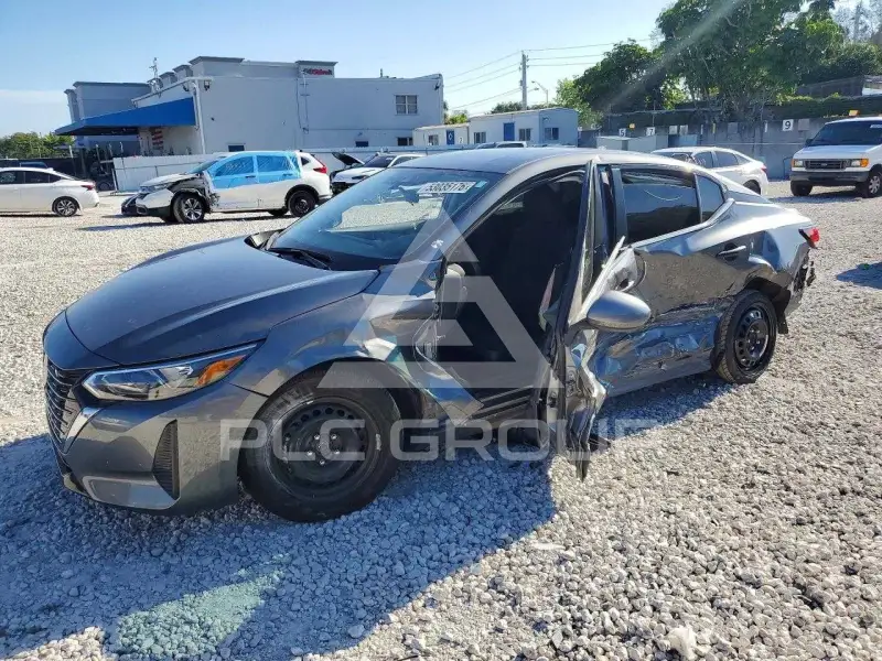 2025 Nissan SENTRA photo