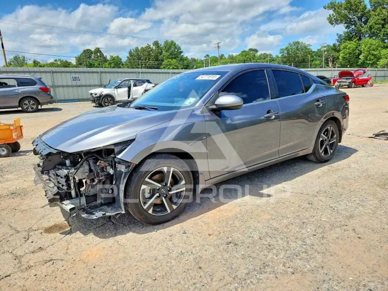 2025 Nissan SENTRA photo