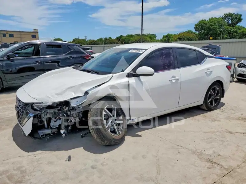 2025 Nissan SENTRA photo