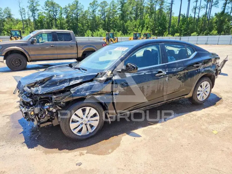 2025 Nissan SENTRA photo