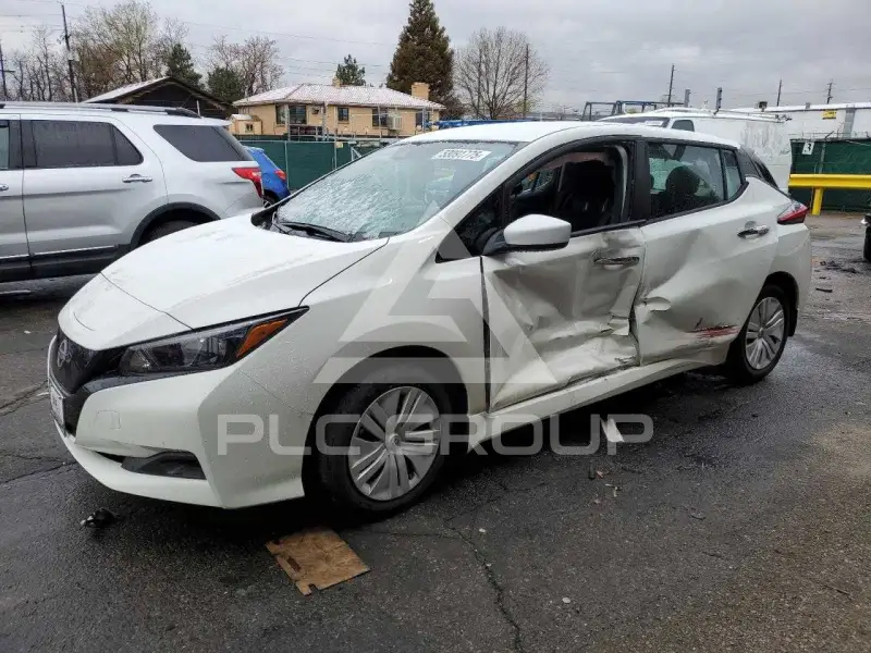 2025 Nissan LEAF фото