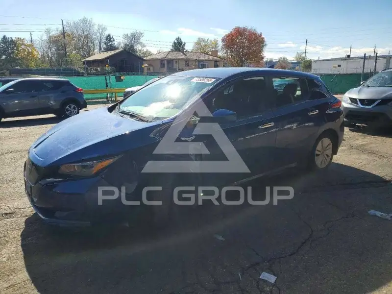 2025 Nissan LEAF photo