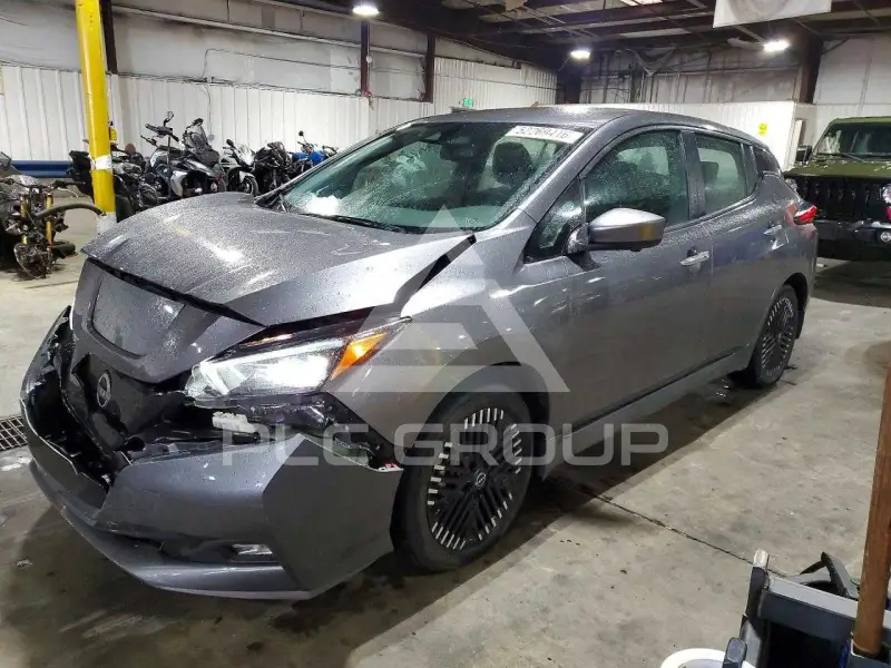 2025 Nissan LEAF фото