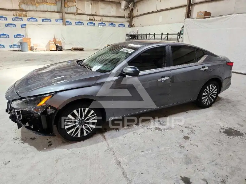 2025 Nissan ALTIMA фото