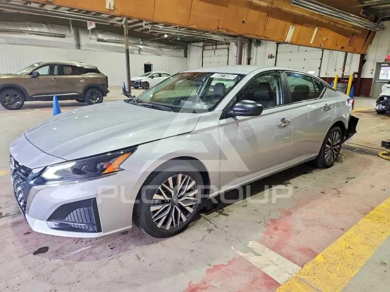 2025 Nissan ALTIMA photo