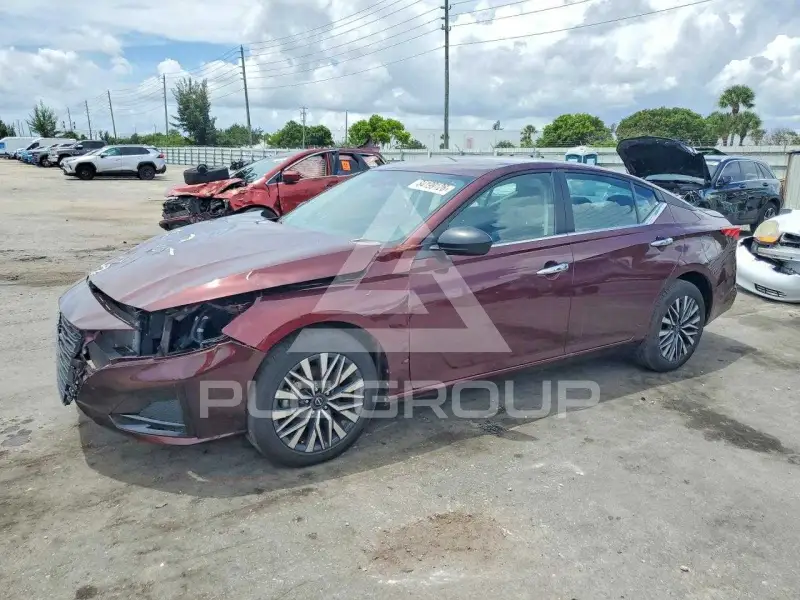 2025 Nissan ALTIMA фото