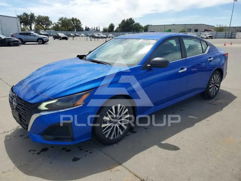 2025 Nissan ALTIMA photo