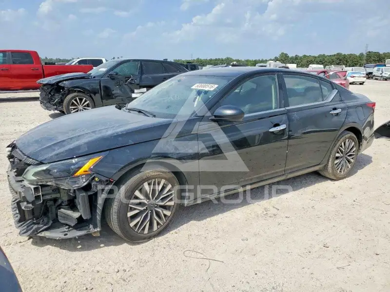 2025 Nissan ALTIMA photo