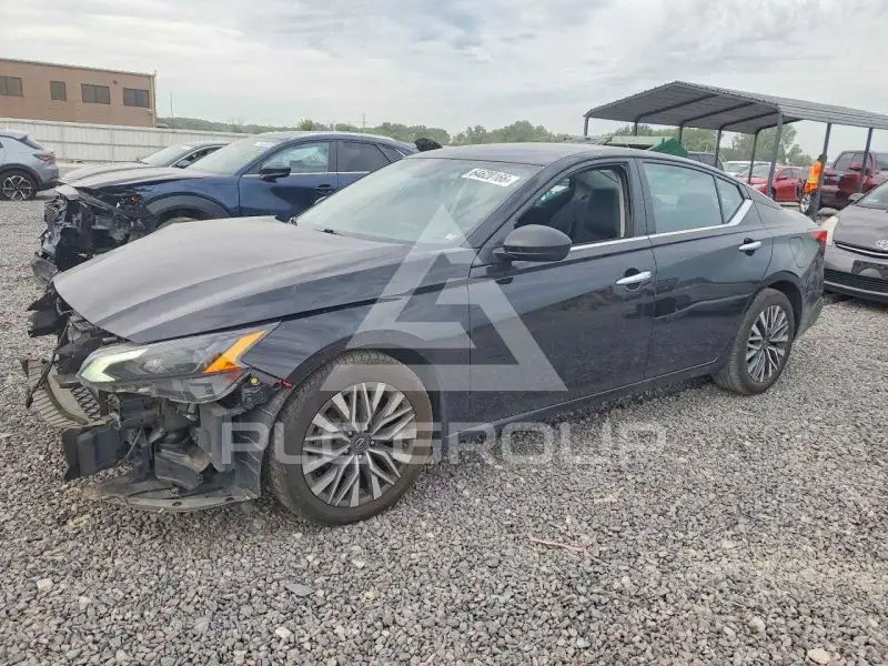 2025 Nissan ALTIMA photo