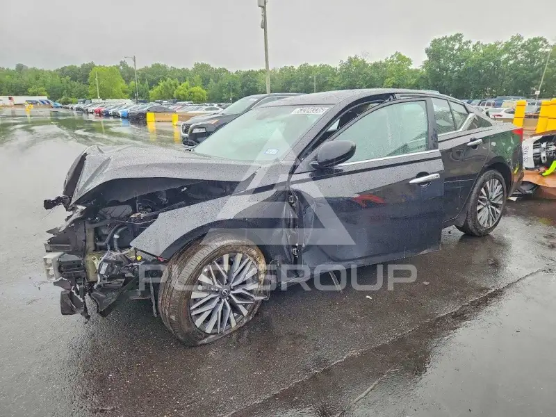 2025 Nissan ALTIMA photo