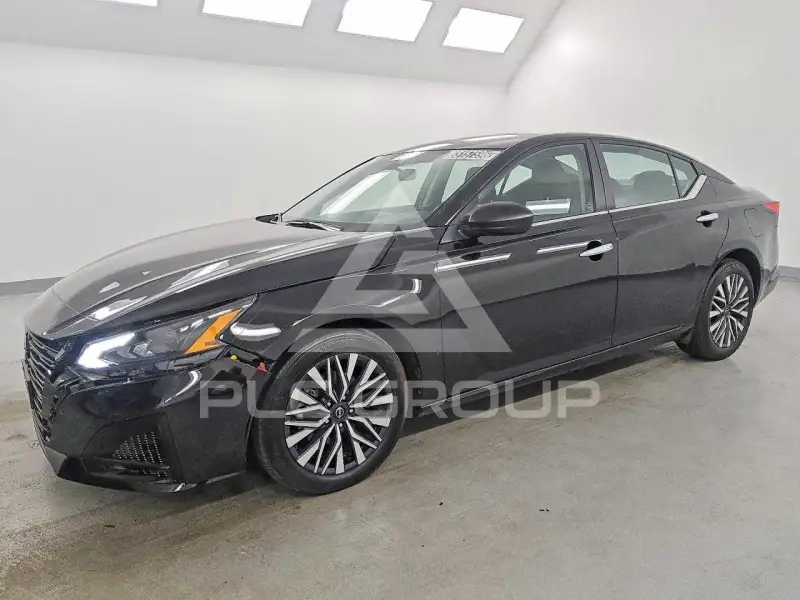 2025 Nissan ALTIMA photo