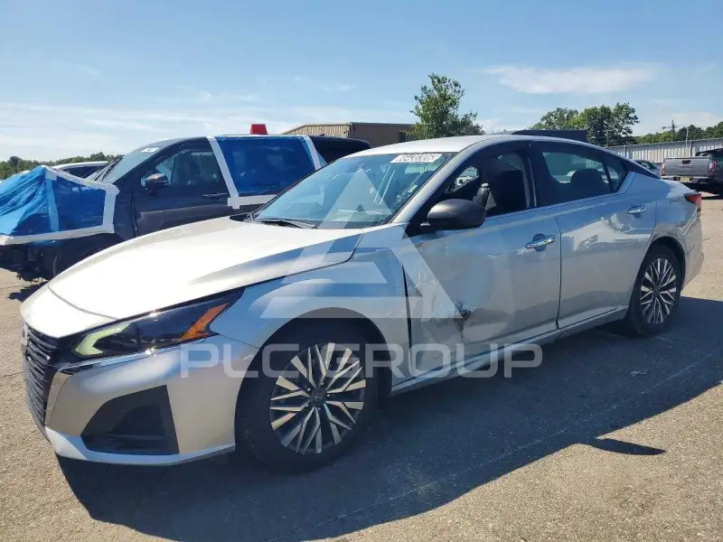 2025 Nissan ALTIMA фото