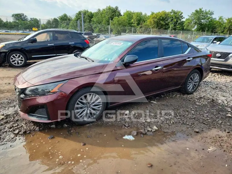 2025 Nissan ALTIMA фото