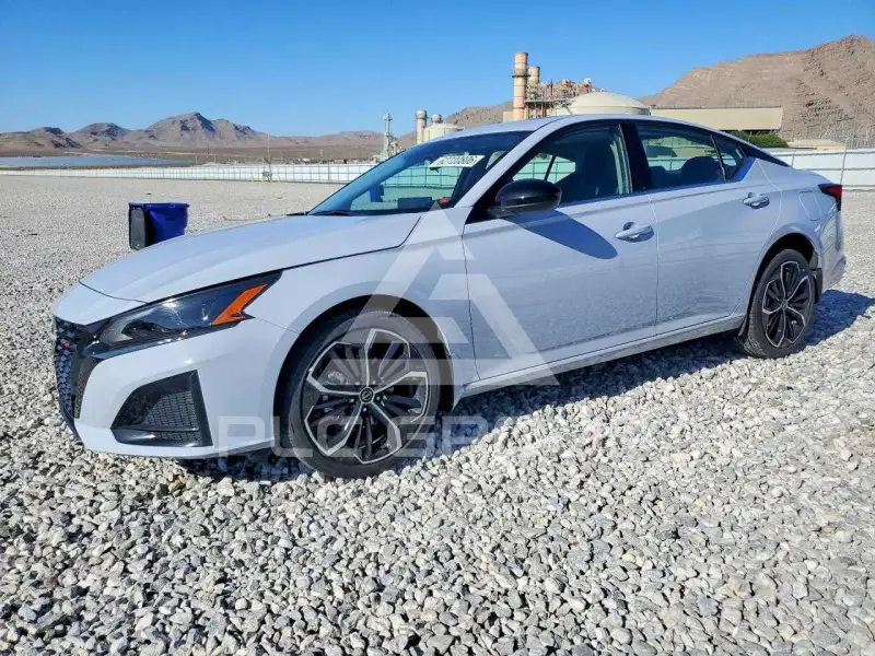 2025 Nissan ALTIMA photo