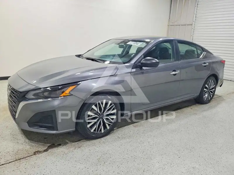 2025 Nissan ALTIMA photo