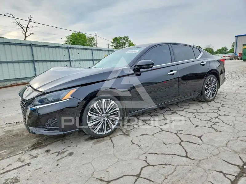 2025 Nissan ALTIMA photo
