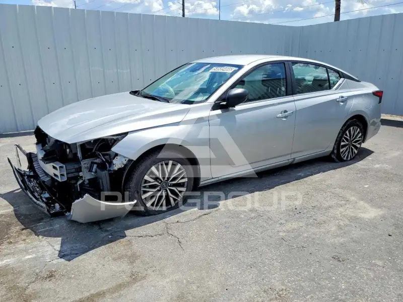 2025 Nissan ALTIMA photo