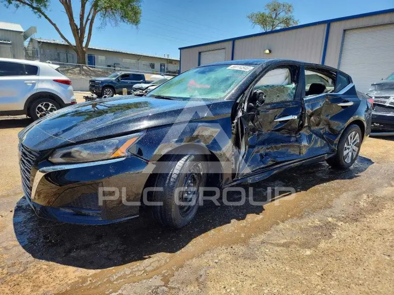 2025 Nissan ALTIMA photo