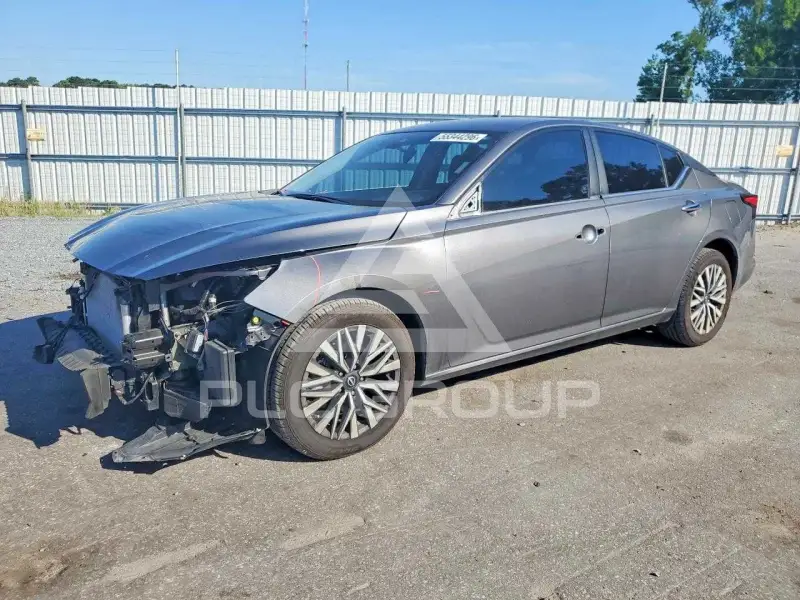 2025 Nissan ALTIMA photo