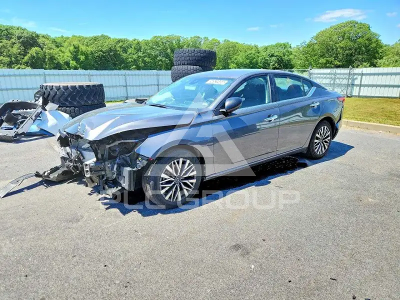 2025 Nissan ALTIMA фото