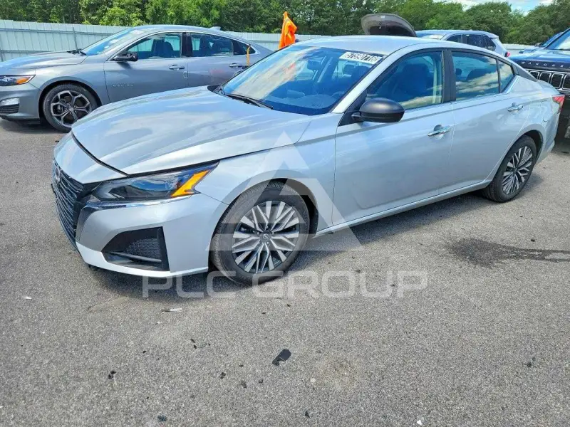 2025 Nissan ALTIMA фото