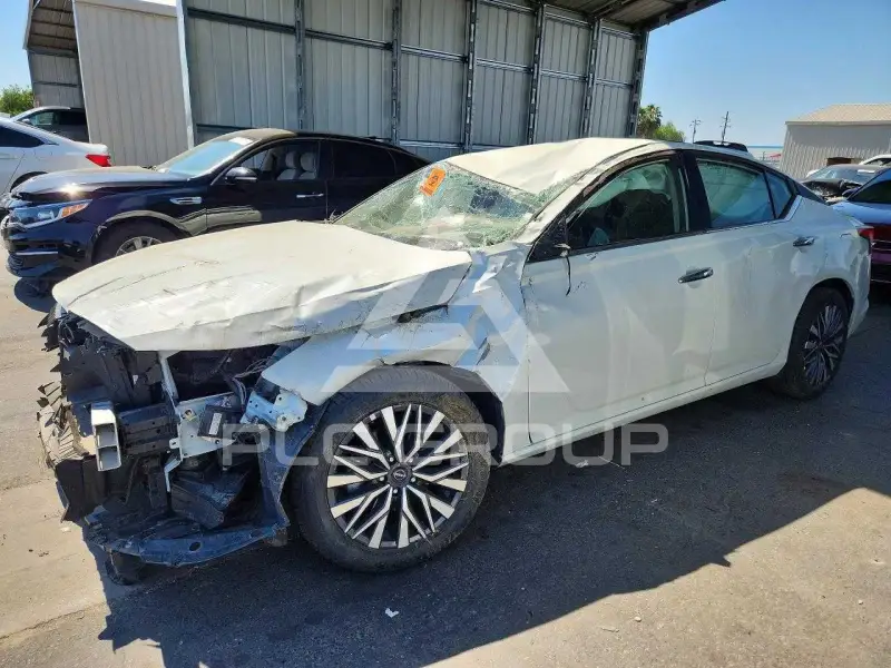 2025 Nissan ALTIMA photo