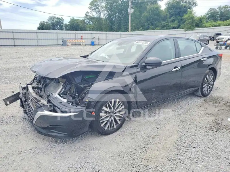 2025 Nissan ALTIMA photo