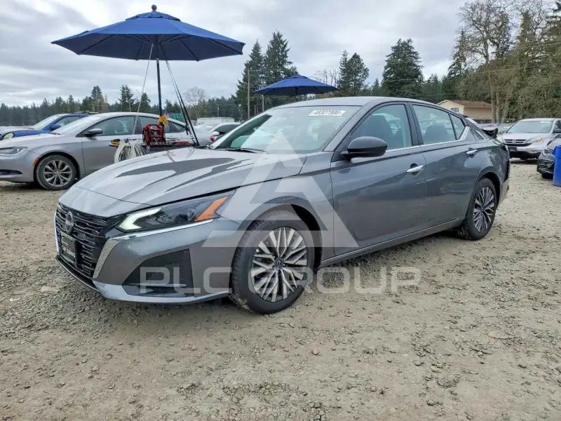 2025 Nissan ALTIMA photo