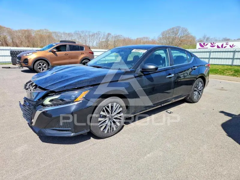 2025 Nissan ALTIMA photo