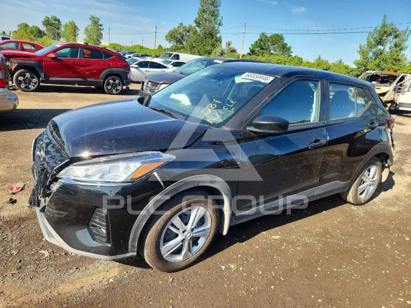 2025 Nissan KICKS photo