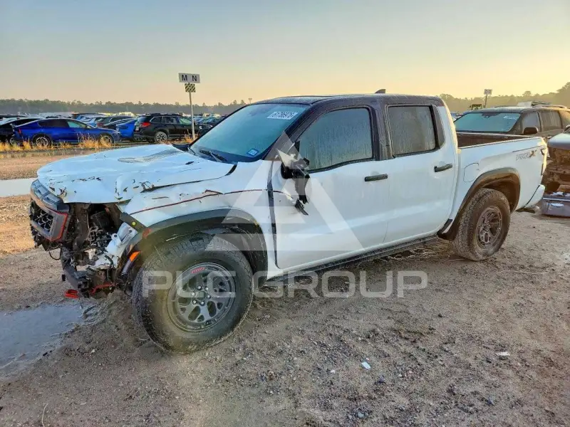 2025 Nissan FRONTIER фото