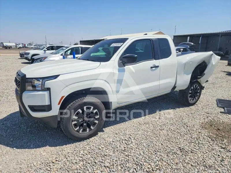 2025 Nissan FRONTIER фото