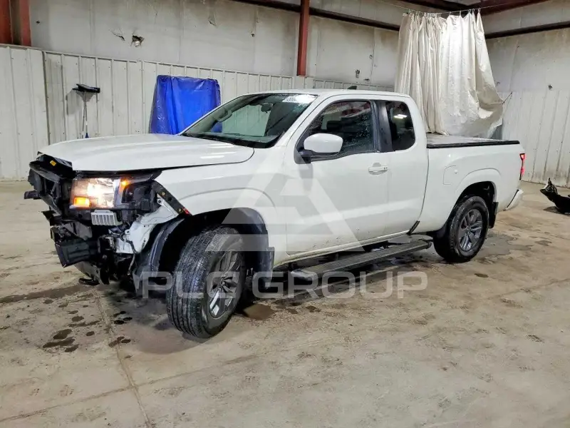 2025 Nissan FRONTIER photo