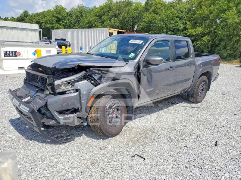 2025 Nissan FRONTIER photo