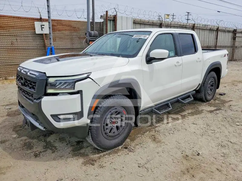 2025 Nissan FRONTIER фото