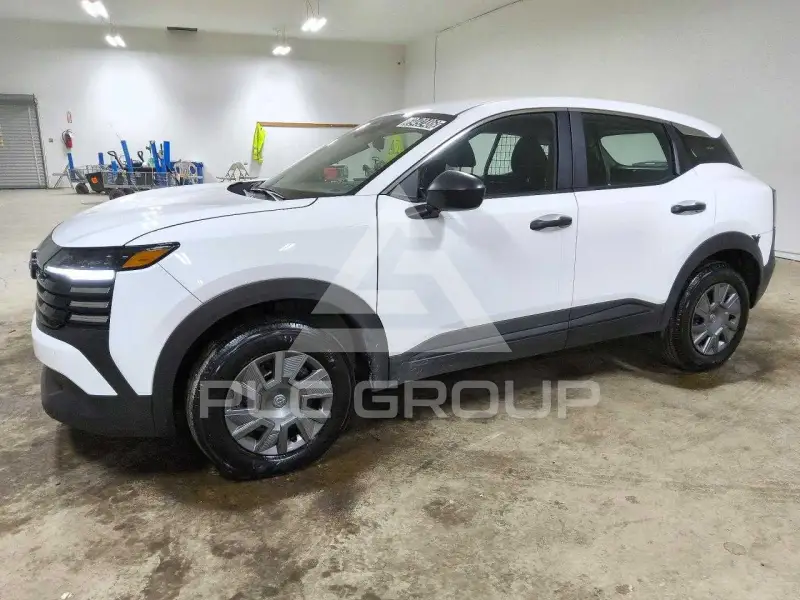 2025 Nissan KICKS photo