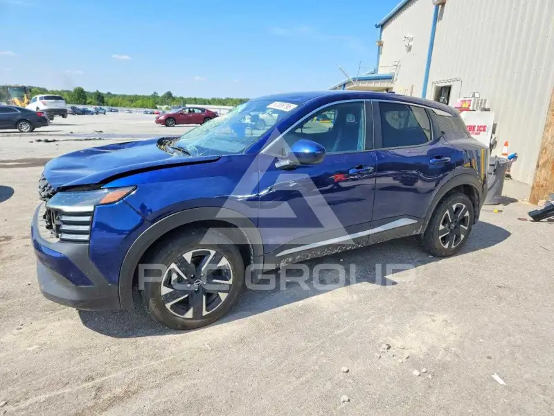 2025 Nissan KICKS фото