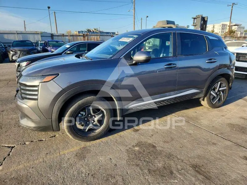 2025 Nissan KICKS photo