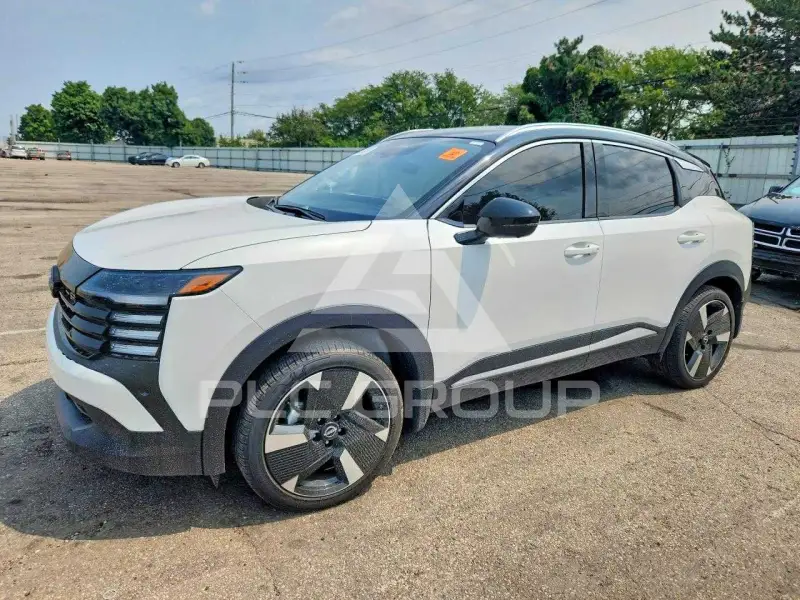 2025 Nissan KICKS photo