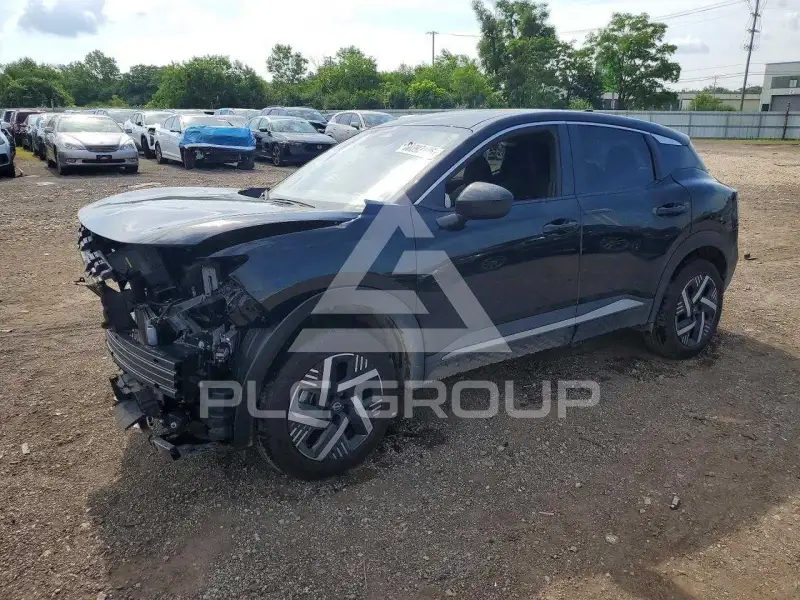 2025 Nissan KICKS photo
