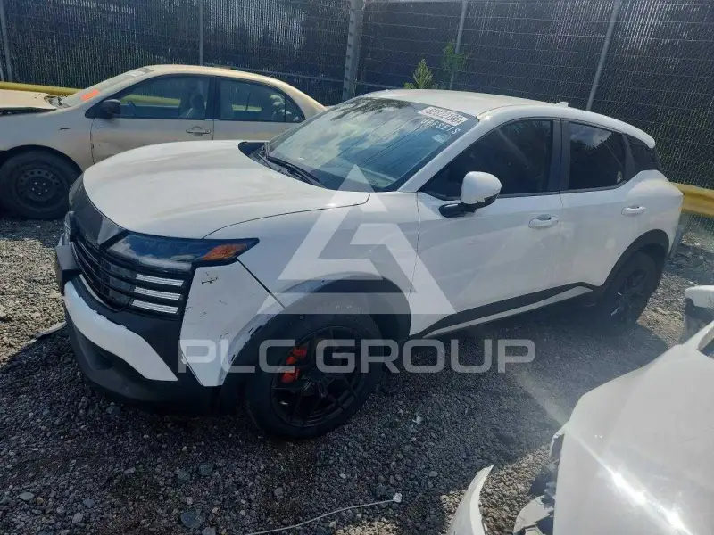 2025 Nissan KICKS photo