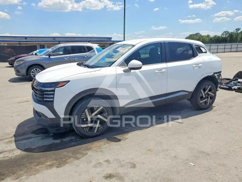2025 Nissan KICKS photo