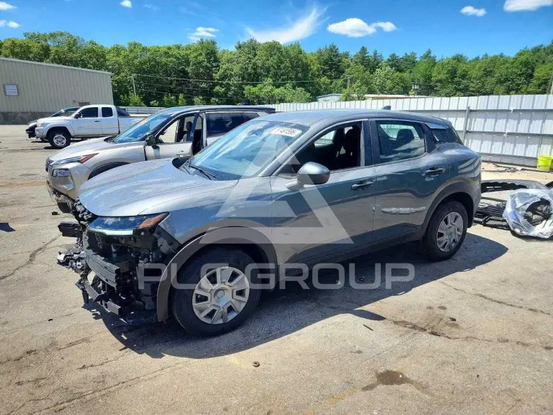 2025 Nissan KICKS photo