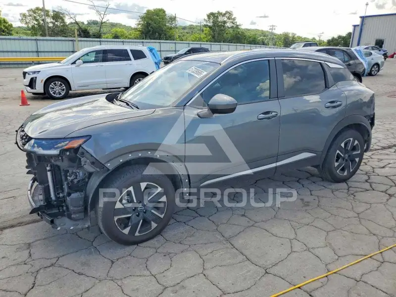 2025 Nissan KICKS фото