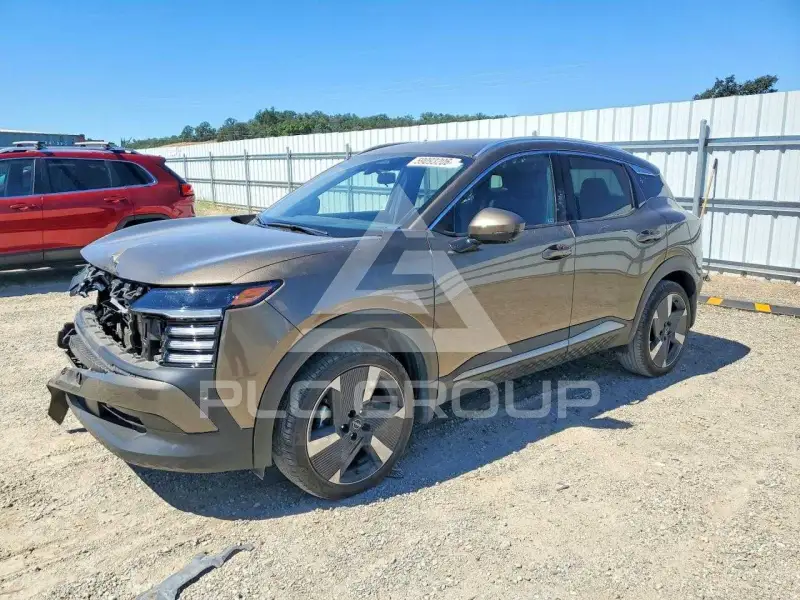 2025 Nissan KICKS photo